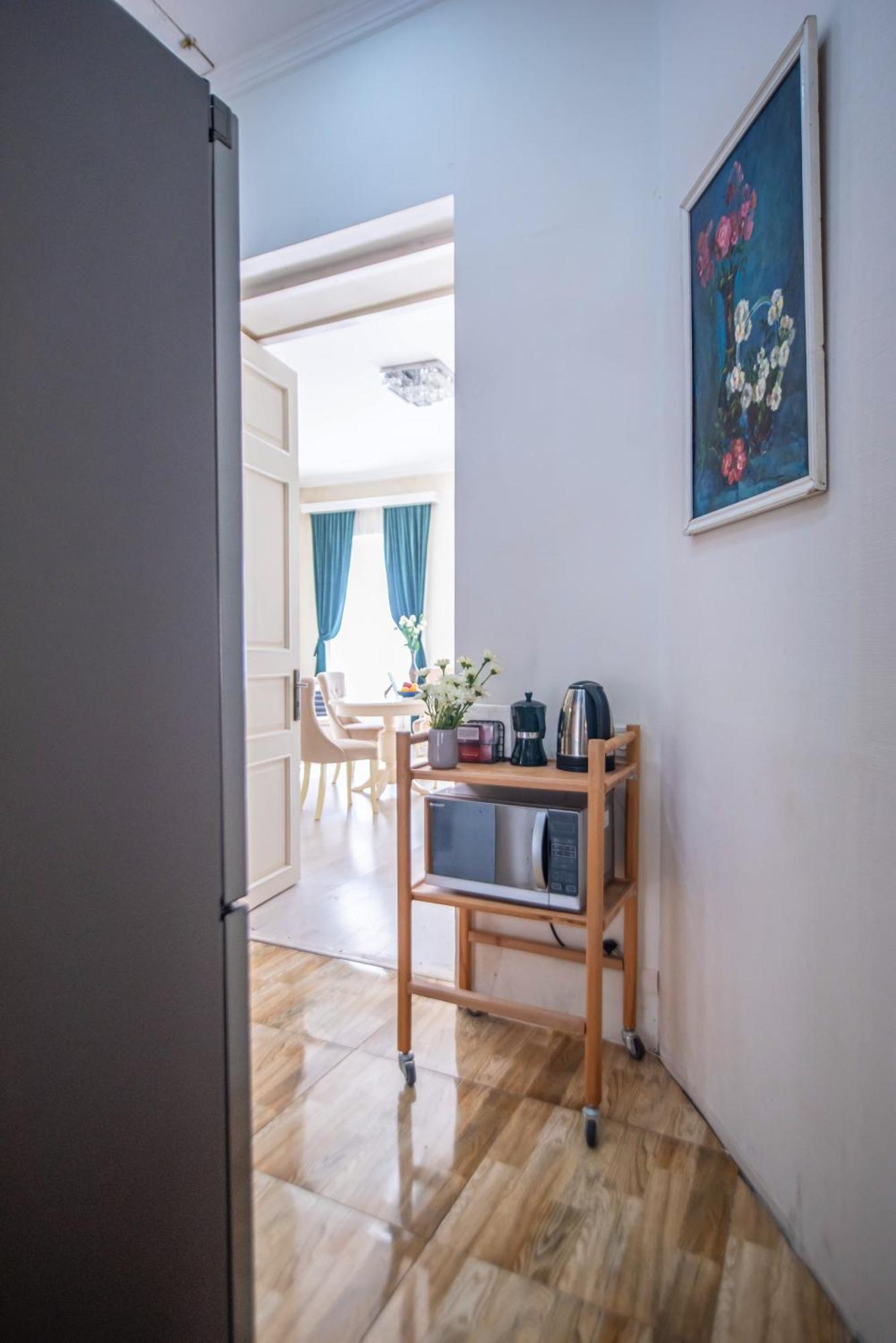 Old Town-Booking Apartment تبليسي المظهر الخارجي الصورة